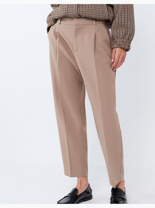 Pantalon plissé, mo fashion - Kiabi Pantalon plissé, mo fashion - Kiabi