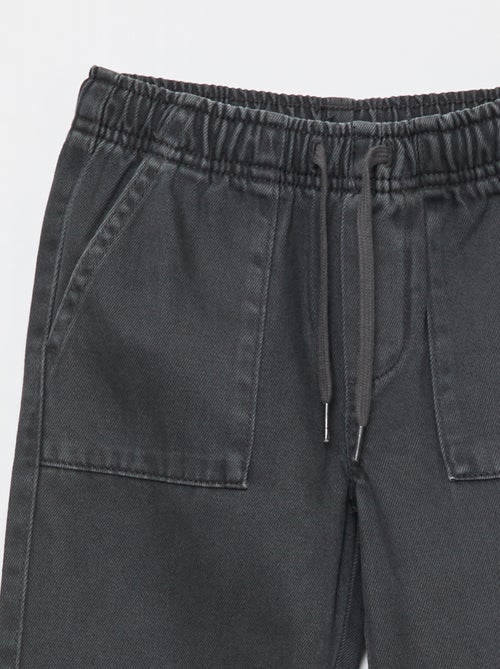 Pantalon poches rectangulaires - Coupe + ajustée - Kiabi