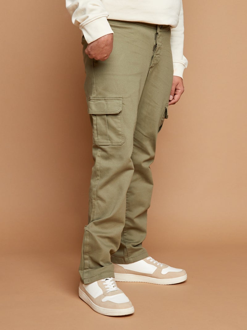 Pantalon regular avec poches à rabat - collection facile à enfiler Vert - Kiabi