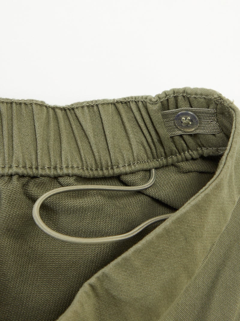 Pantalon regular avec poches à rabat - collection facile à enfiler Vert - Kiabi