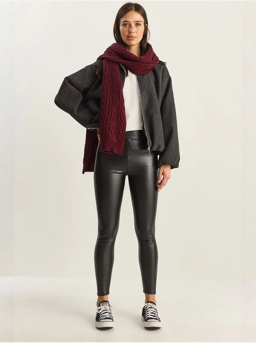 Pantalon skinny en similicuir à taille élastique lucci - Kiabi Pantalon skinny en similicuir à taille élastique lucci - Kiabi