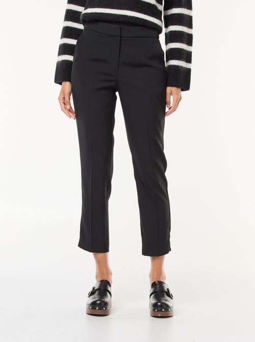 Pantalon slim femme uni à taille standard - Kiabi Pantalon slim femme uni à taille standard - Kiabi