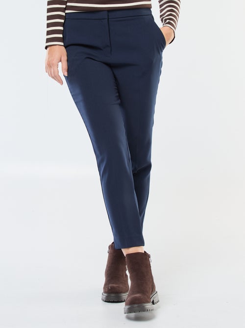 Pantalon slim pour femme uni à taille standard - Kiabi Pantalon slim pour femme uni à taille standard - Kiabi