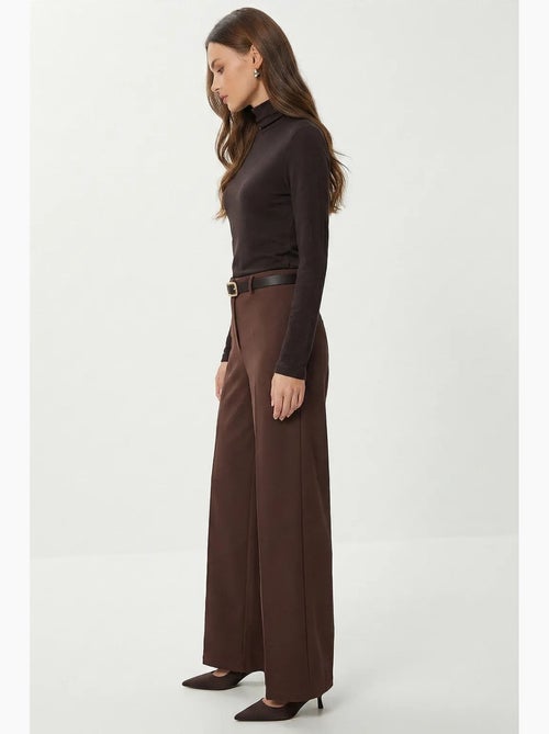 Pantalon taille haute à jambes larges avec ceinture istanbul - Kiabi Pantalon taille haute à jambes larges avec ceinture istanbul - Kiabi