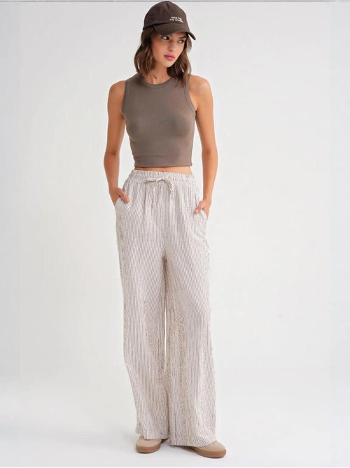Pantalon taille haute rayé à cordon de serrage mixray - Kiabi Pantalon taille haute rayé à cordon de serrage mixray - Kiabi