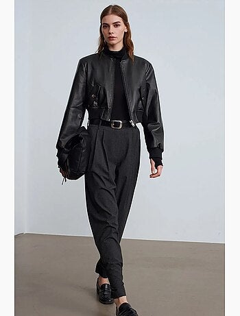 Pantalon tailleur à taille haute et plis dilvin
