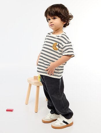 Pantalon uni en matière douce avec coupe relax fit