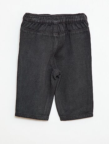 Pantalon uni en matière douce avec coupe relax fit