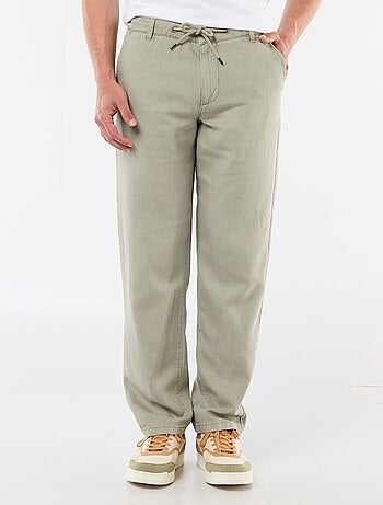Pantalon uni en matière légère et douce