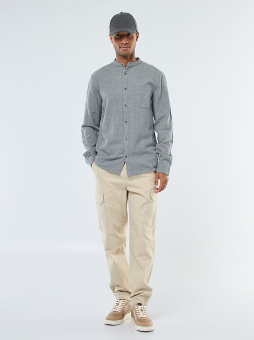 Pantalon uni multipoches avec taille élastiquée - Kiabi