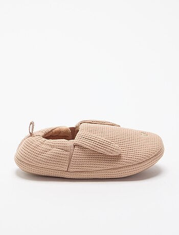 Pantoffels van gewafelde stof