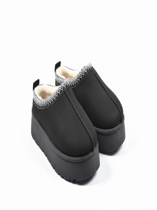Pantoufles Femme Hiver Mule Style Scandinave MD9769 - Kiabi Pantoufles Femme Hiver Mule Style Scandinave MD9769 - Kiabi