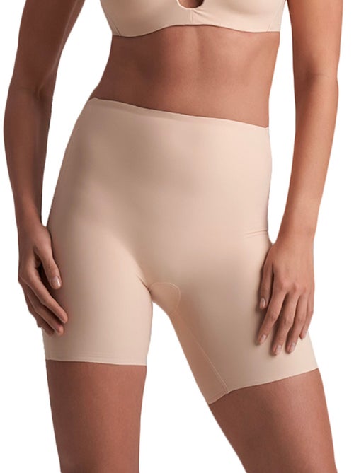 Panty short hauteur moyenne à dos bas shapewear - Kiabi Panty short hauteur moyenne à dos bas shapewear - Kiabi