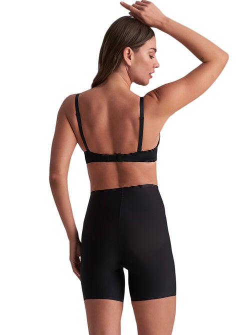 Panty short hauteur moyenne uni stretch - Kiabi Panty short hauteur moyenne uni stretch - Kiabi