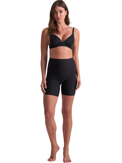 Panty short hauteur moyenne uni stretch - Kiabi Panty short hauteur moyenne uni stretch - Kiabi