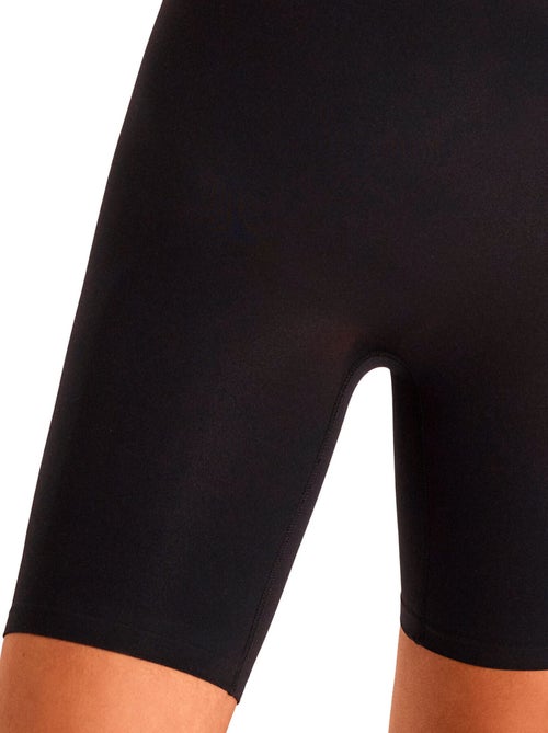 Panty short sculptant taille haute one and shape - Kiabi Panty short sculptant taille haute one and shape - Kiabi