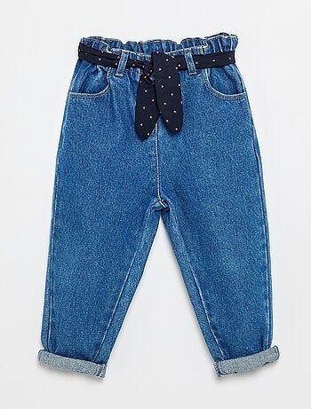 Paperbagjeans + riem met motiefje