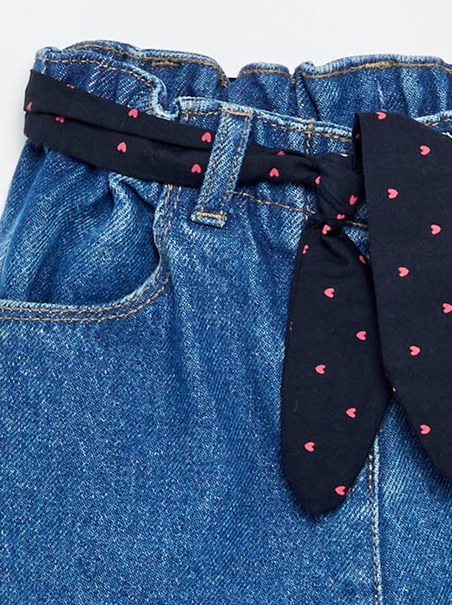 Paperbagjeans + riem met motiefje - Kiabi Paperbagjeans + riem met motiefje - Kiabi
