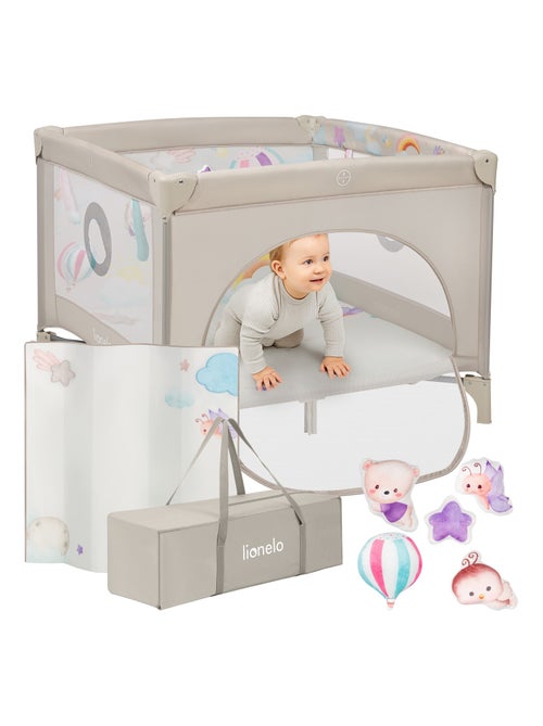 Parc bébé 100x100cm LIONELO Mille - Matelas haute densité - Roulettes - Jouets à velcro - 0-36 mois - Kiabi Parc bébé 100x100cm LIONELO Mille - Matelas haute densité - Roulettes - Jouets à velcro - 0-36 mois - Kiabi