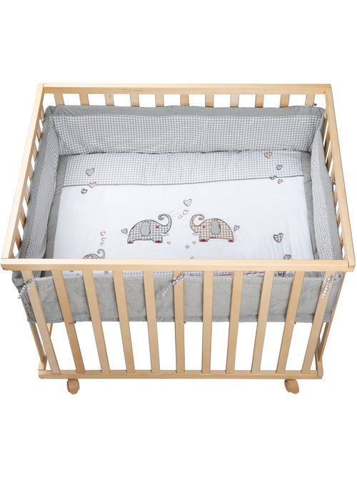 Parc bébé 75 x 100 + tapis imprimé éléphants 'jumbotwins' roba - Kiabi Parc bébé 75 x 100 + tapis imprimé éléphants 'jumbotwins' roba - Kiabi
