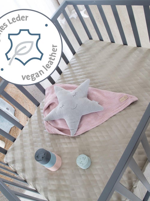 Parc bébé en bois avec tapis matelassé en cuir végan 'luxe' roba - Kiabi Parc bébé en bois avec tapis matelassé en cuir végan 'luxe' roba - Kiabi