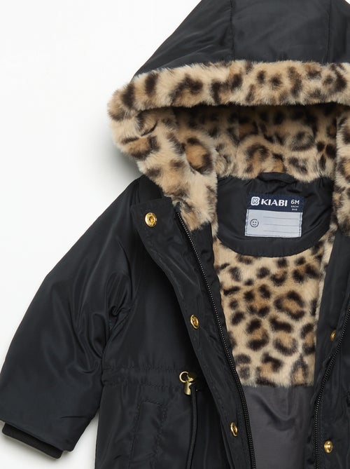 Parka à capuche doublée en fausse fourrure - Kiabi Parka à capuche doublée en fausse fourrure - Kiabi