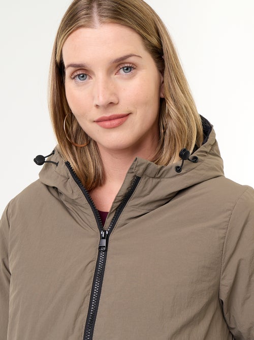 Parka longue matelassée à capuche - Kiabi Parka longue matelassée à capuche - Kiabi