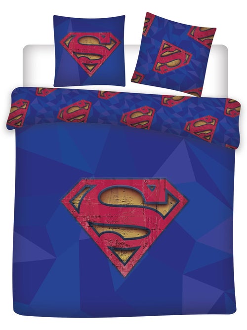 Parure de Lit Double Superman DC Comics 240x220 cm + 2 Taies 65x65 cm Polycoton Réversible | Logo Vi - Kiabi Parure de Lit Double Superman DC Comics 240x220 cm + 2 Taies 65x65 cm Polycoton Réversible | Logo Vi - Kiabi