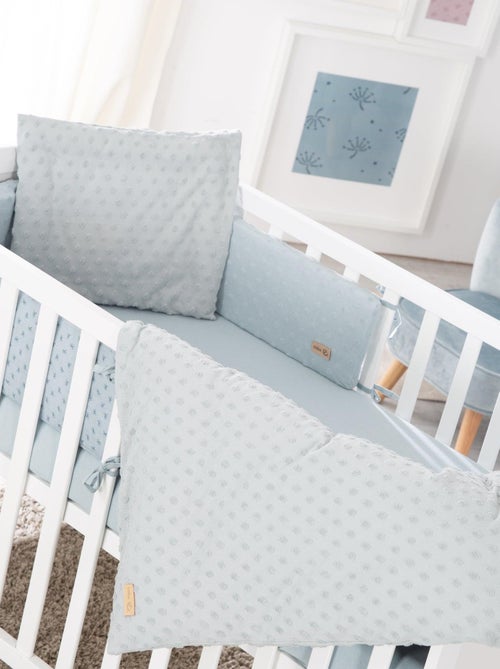 Parure de lit enfant en coton Bio + drap et tour de lit 'Lil Planet' ROBA - Kiabi Parure de lit enfant en coton Bio + drap et tour de lit 'Lil Planet' ROBA - Kiabi