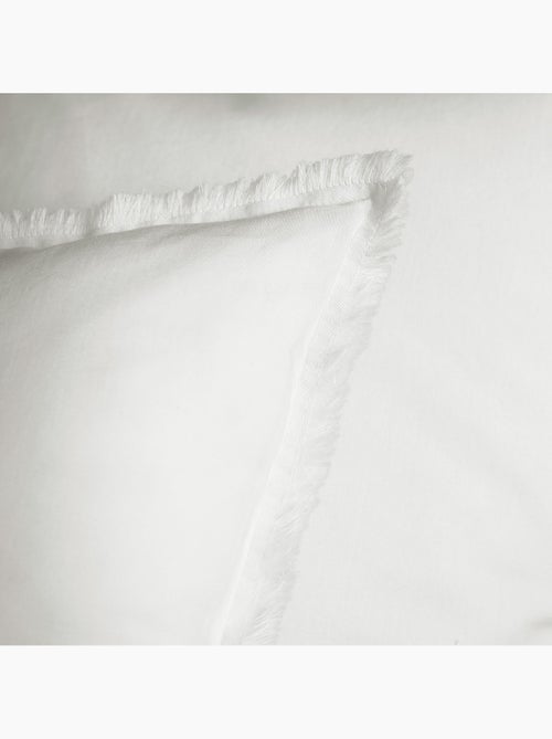 Parure de lit unie en coton taies rectangulaires à franges, coton lavé - Kiabi Parure de lit unie en coton taies rectangulaires à franges, coton lavé - Kiabi