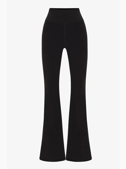 Peachy legging met hoge taille en uitlopende pijp penti - Kiabi Peachy legging met hoge taille en uitlopende pijp penti - Kiabi