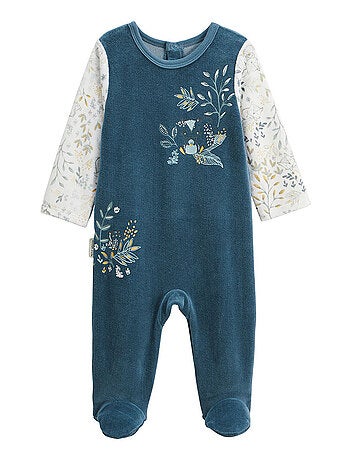 Peanut velour babypyjama
