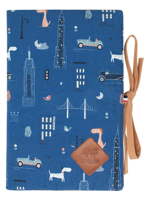 Personaliseerbare beschermhoes voor gezondheidsboekje new york | sevira kids - Kiabi Personaliseerbare beschermhoes voor gezondheidsboekje new york | sevira kids - Kiabi