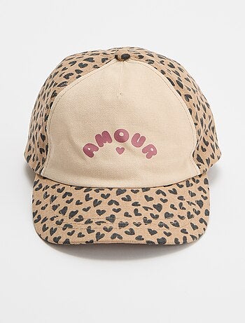 Pet in baseballstijl met luipaardprint