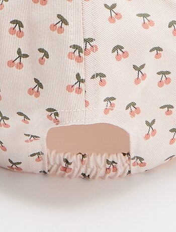 Pet met print in baseballstijl