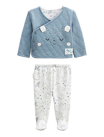 Petite Balade babyoutfit: gewatteerd katoenen jasje en fluwelen broekje