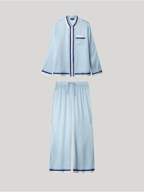 Pijama largo camisero con estampado monogram en satén - Kiabi
