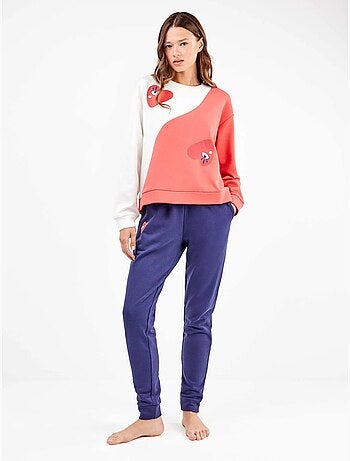 Pijama largo con motivos de corazones en tejido de felpa
