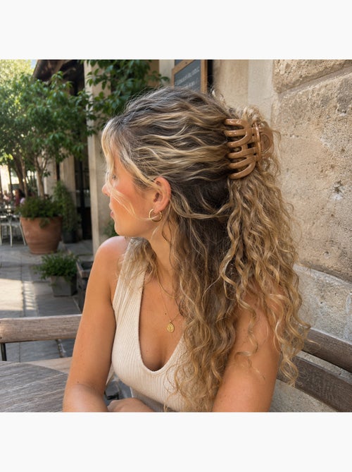 Pince crabe cheveux XXL finition satinée - Kiabi Pince crabe cheveux XXL finition satinée - Kiabi