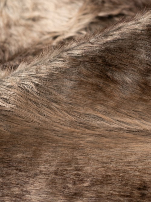 Plaid  imitation fourrure brune doublé velours - Kiabi