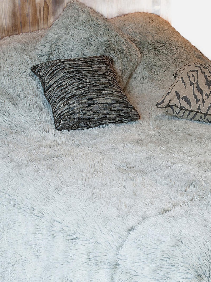 Plaid ou jeté de lit Imitation Fourrure Doux Gris - Kiabi