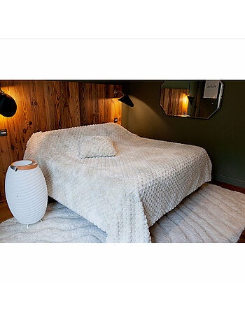 Plaid ou jeté de lit Imitation fourrure relief losange