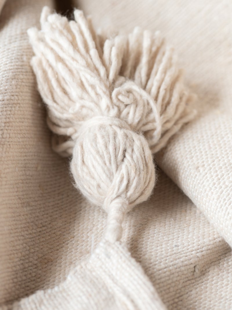 Plaid ou jeté de lit laine à pompons Crème - Kiabi