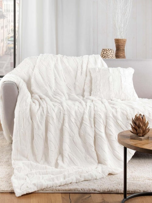 Plaid van Polyester FOXY Douceur d'Intérieur - Kiabi Plaid van Polyester FOXY Douceur d'Intérieur - Kiabi