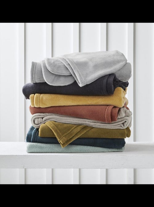 Plaids polyester polaire promo linge - Kiabi