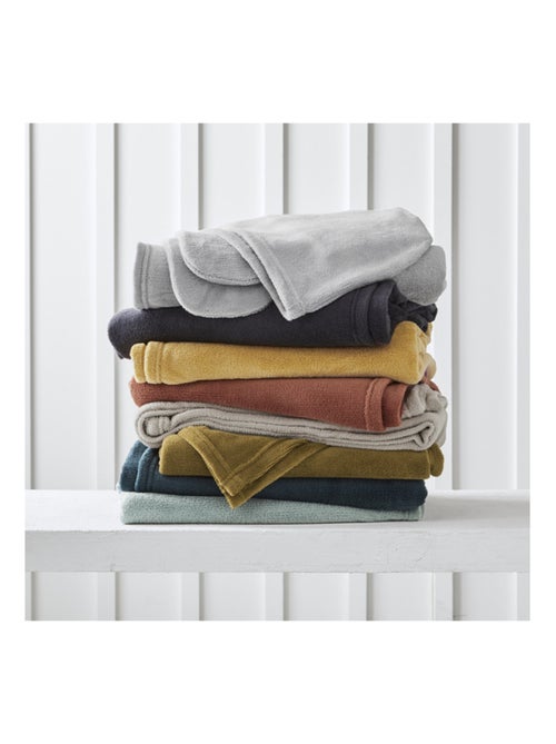 Plaids polyester polaire promo linge - Kiabi