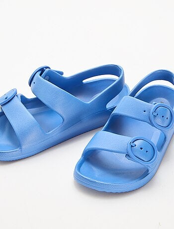 Plastic sandalen