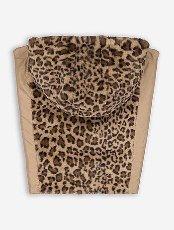 Plastron met capuchon
