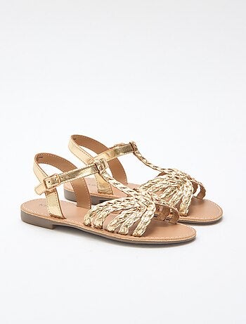 Platte sandalen met bandje en gevlochten riempjes
