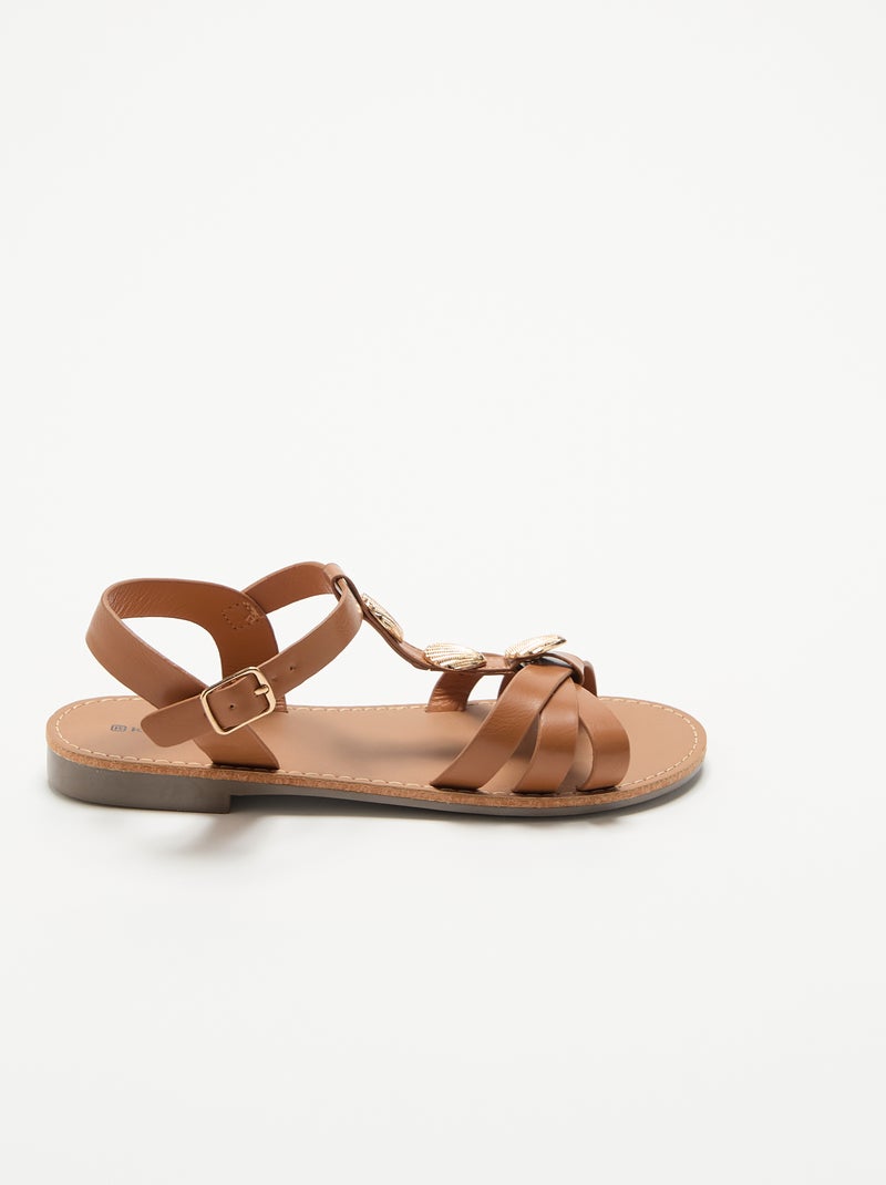 Platte sandalen met fantasie schelpbijoux Bruin - Kiabi